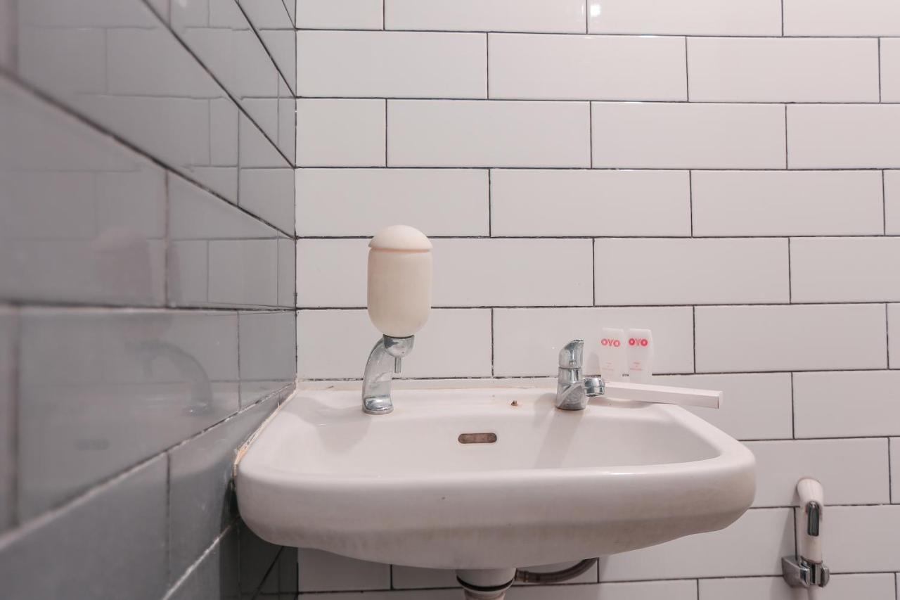 Super Oyo Capital O 141 Fatmawati Cozy Residence Jakarta Eksteriør billede